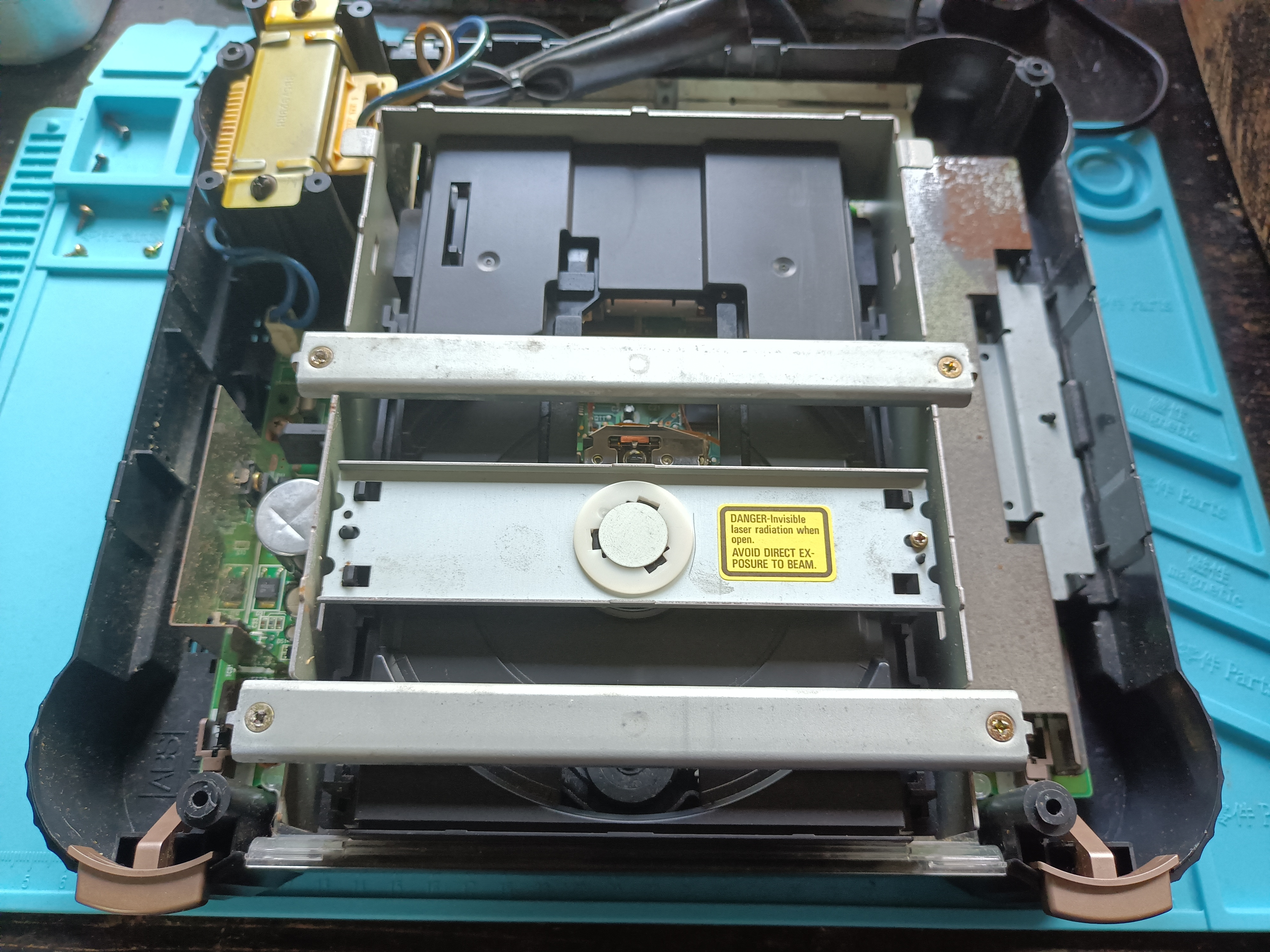 Panasonic FZ-1 3DO ready for CD drive removal